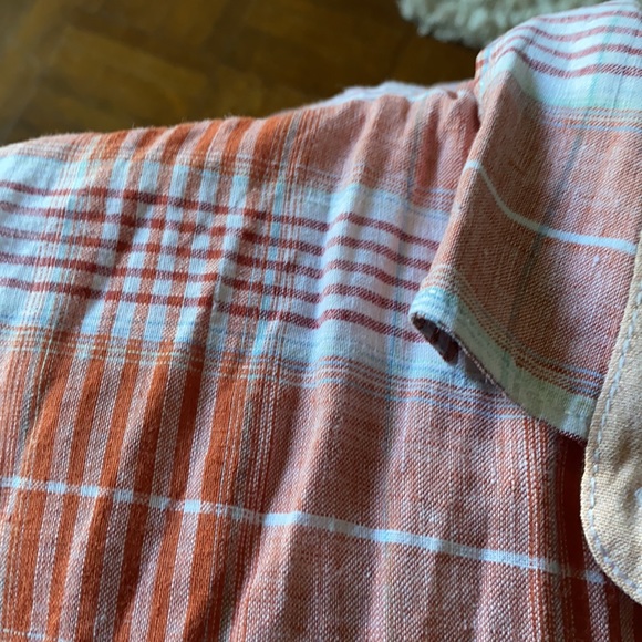 Tommy Bahama 100% linen men’s button down - Picture 5 of 5